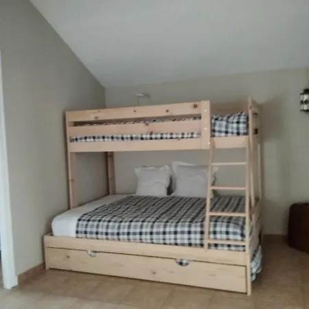 Kira En Merindades בית נופש